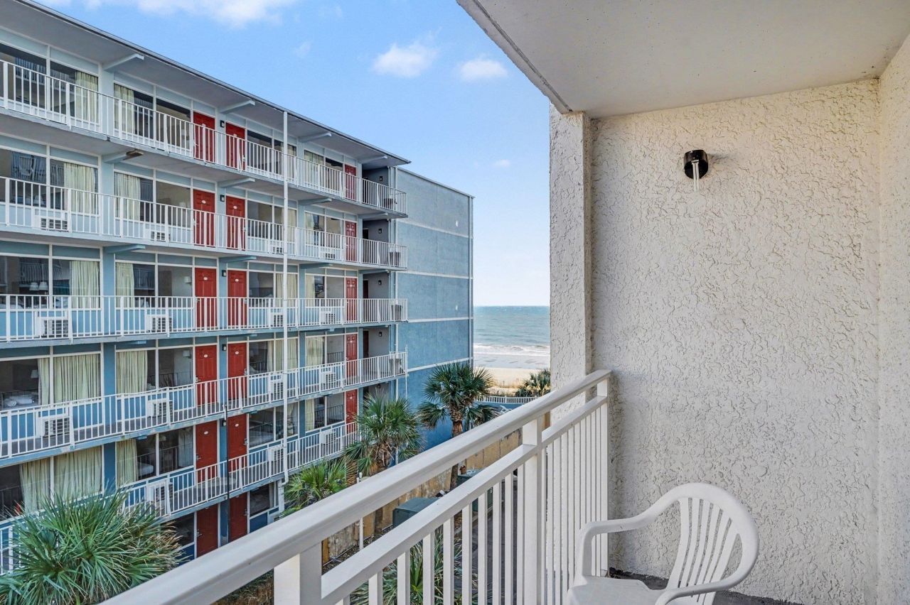 1207 S Ocean Blvd. Photo 20