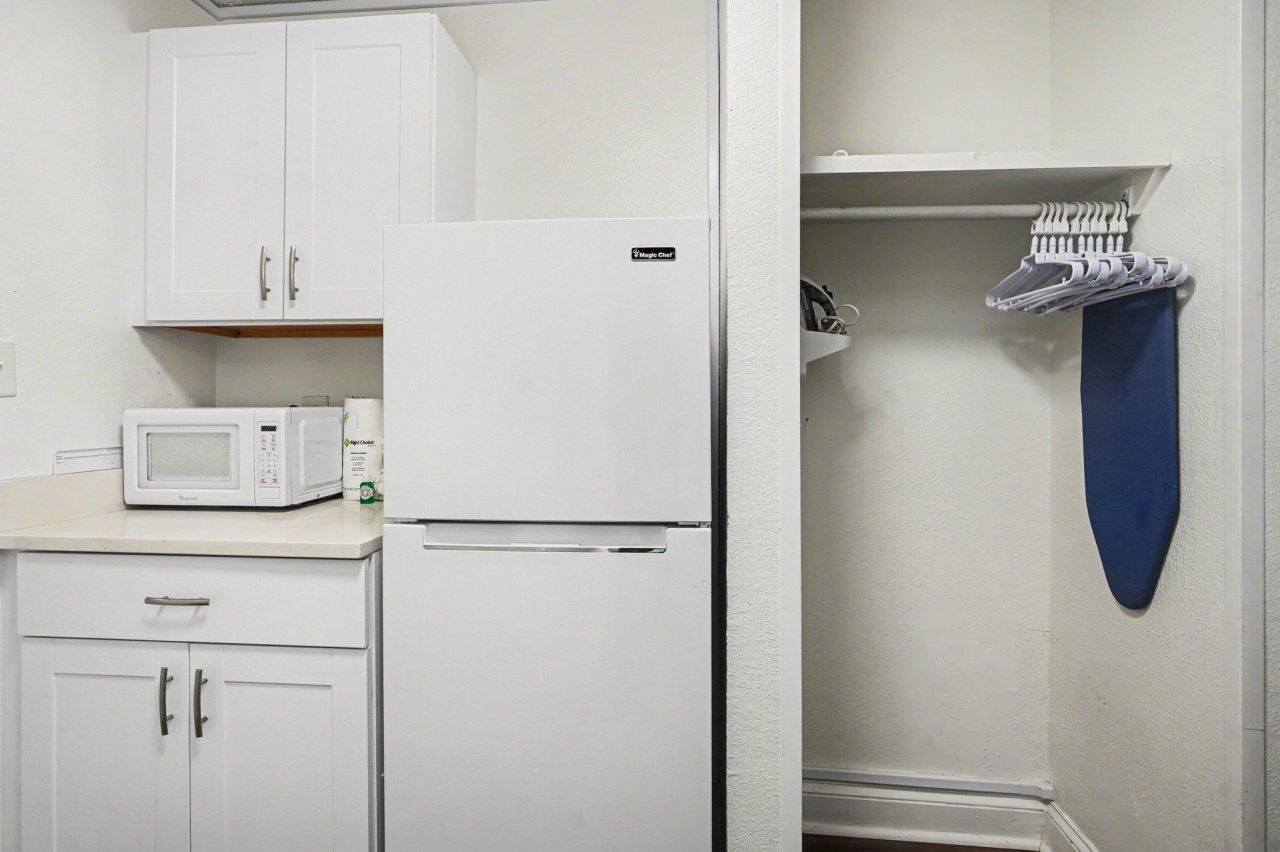 1207 S Ocean Blvd. Photo 7