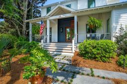 208 Mccormick Street photo 4