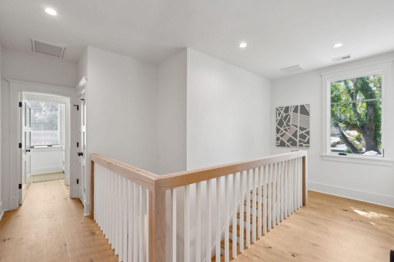 208 Mccormick Street Photo 40