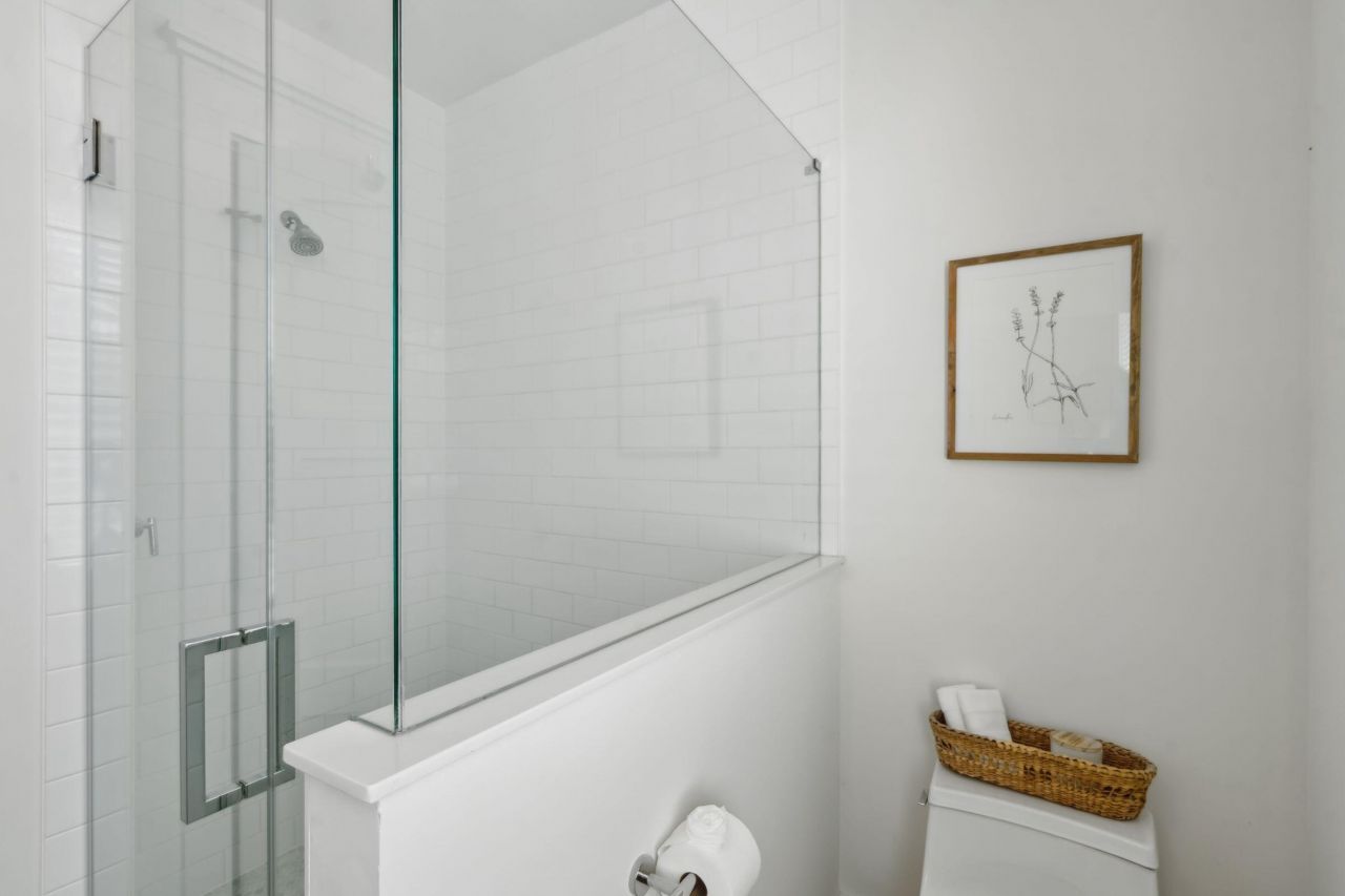 208 Mccormick Street Photo 52