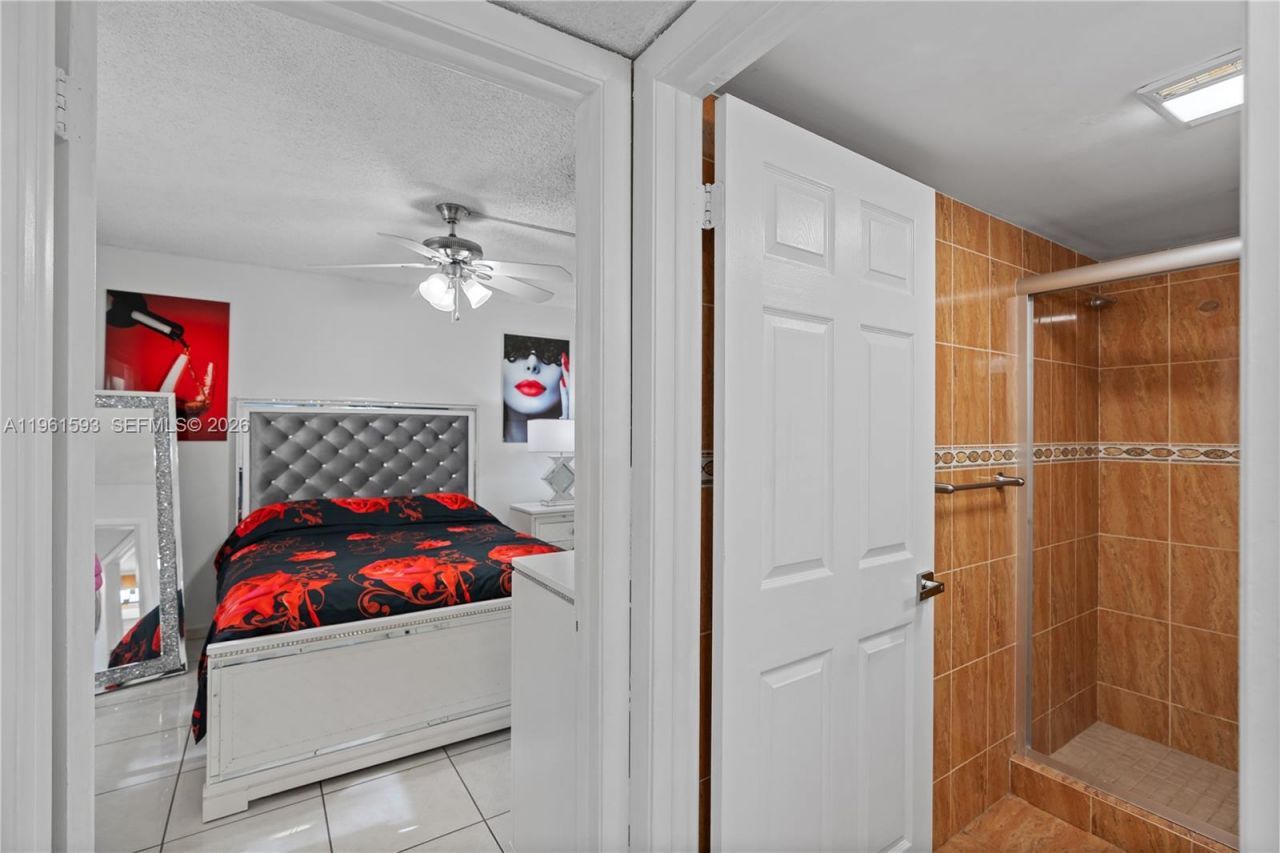 11860 SW 18th Ter, Unit 103, Miami, FL 33175 Photo