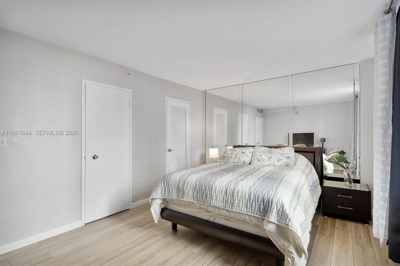 9195 Collins Ave, Unit 309, Surfside, FL 33154 Photo