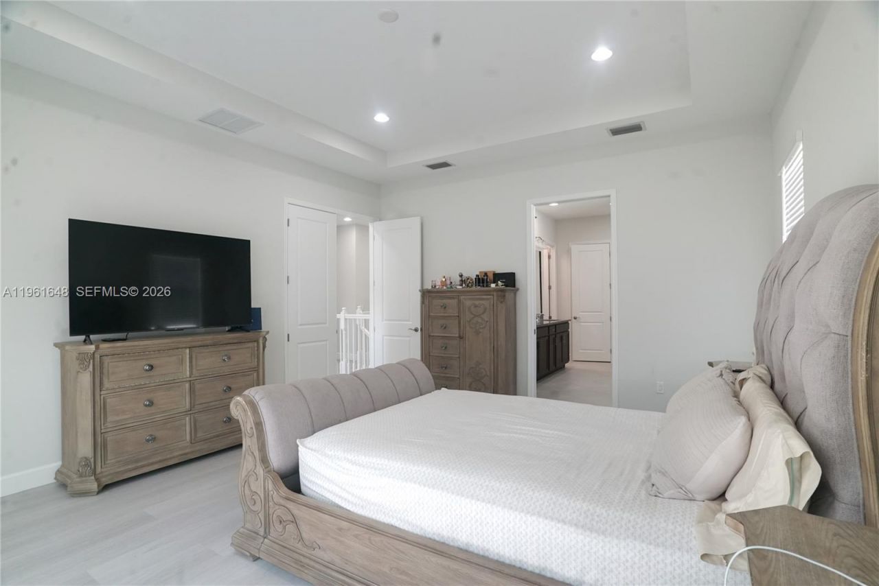 5770 Bristlecone Commoms, Westlake, FL 33470 Photo