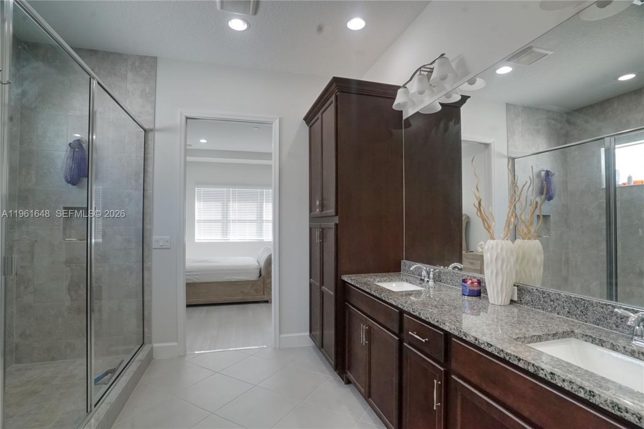 5770 Bristlecone Commoms, Westlake, FL 33470 Photo