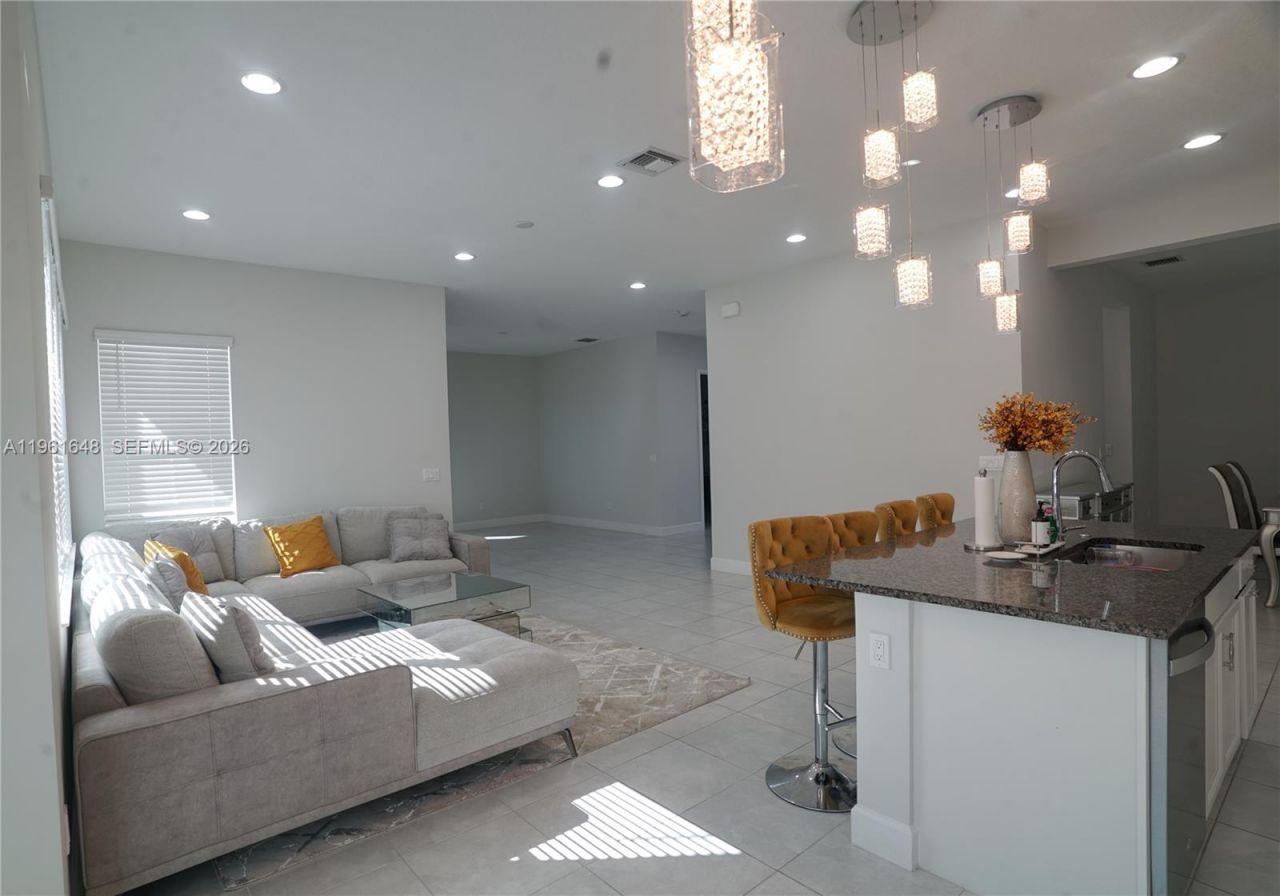 5770 Bristlecone Commoms, Westlake, FL 33470 Photo