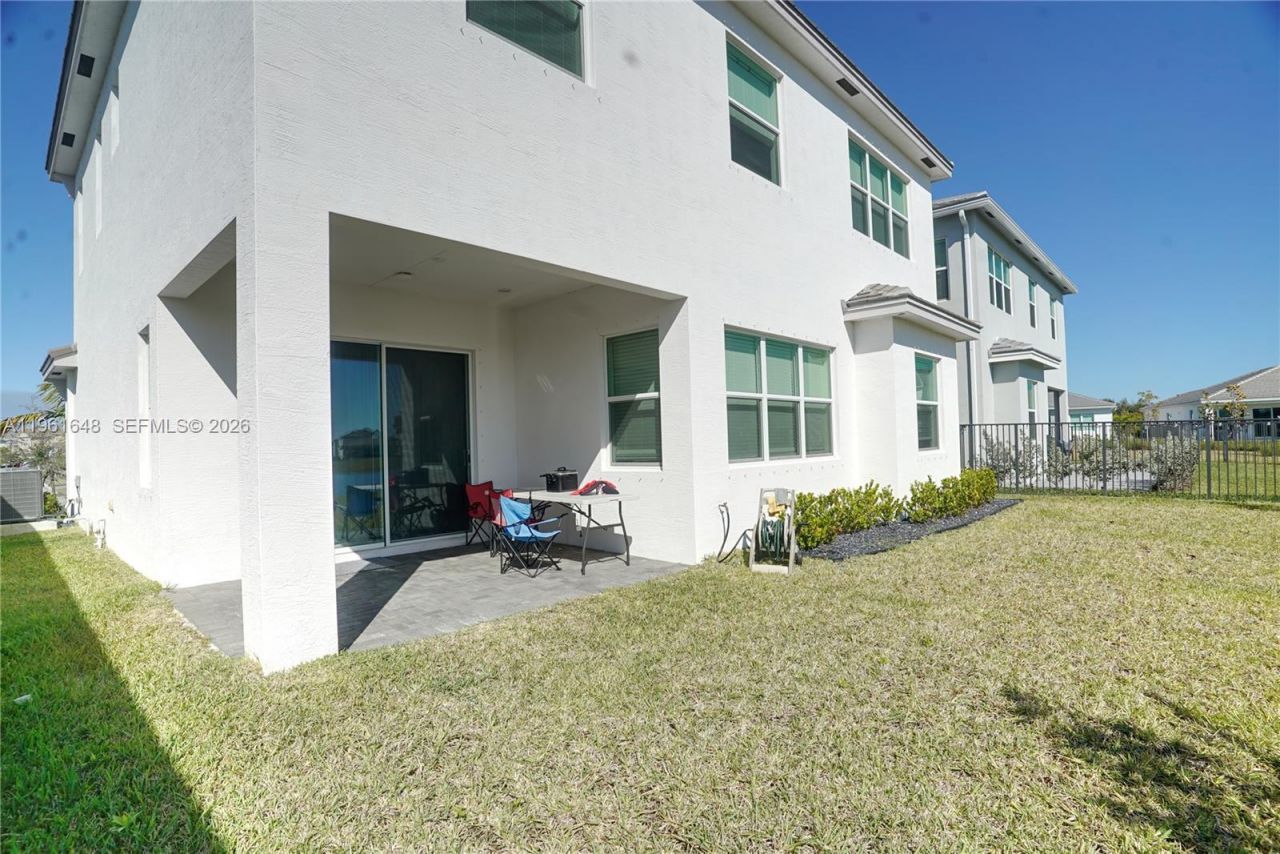 5770 Bristlecone Commoms, Westlake, FL 33470 Photo