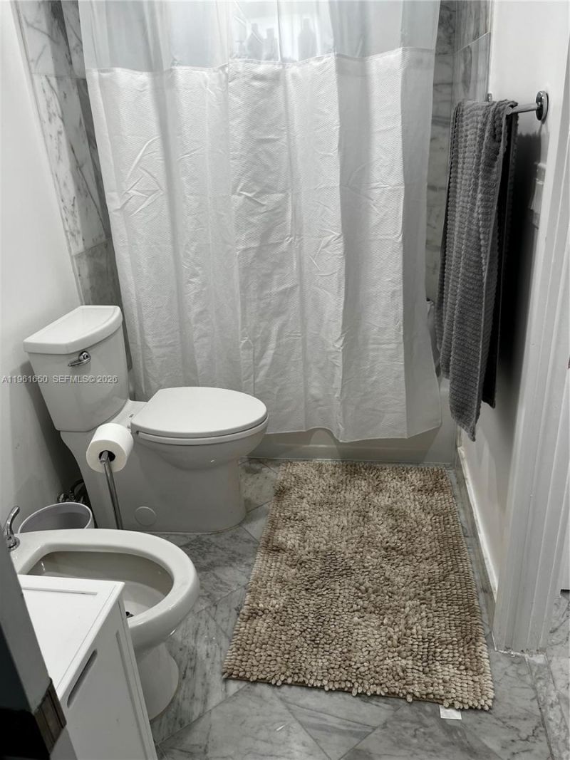 401 Ocean Dr , Unit 716, Miami Beach, FL 33139 Photo