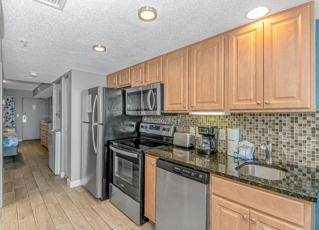 1700 N Ocean Blvd.  Photo 7