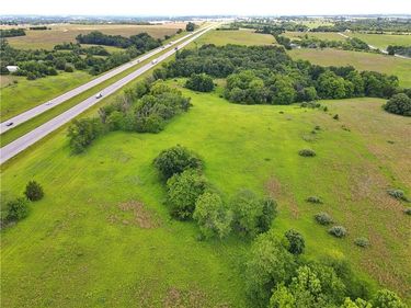 330 th Street, Bethany, MO 64424