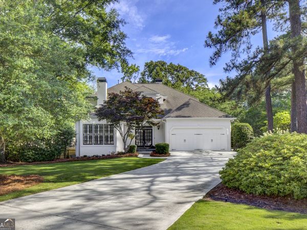 2059 Howell Mill Road NW, Atlanta, GA 30318