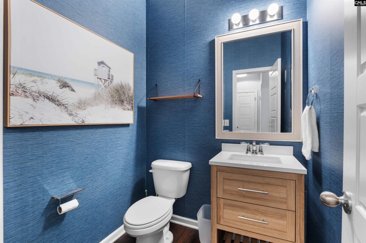 401 Lakemont Drive  Photo 11