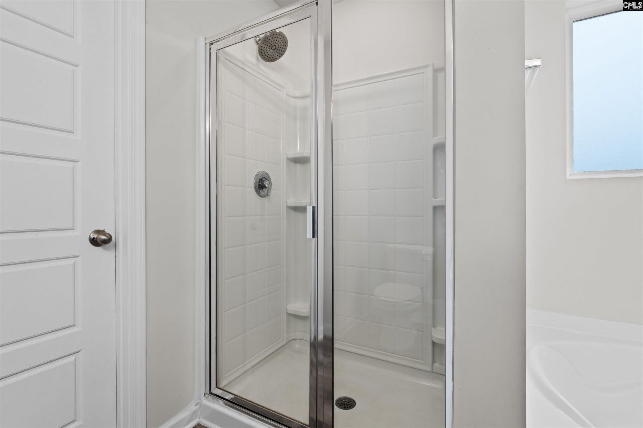 401 Lakemont Drive  Photo 15