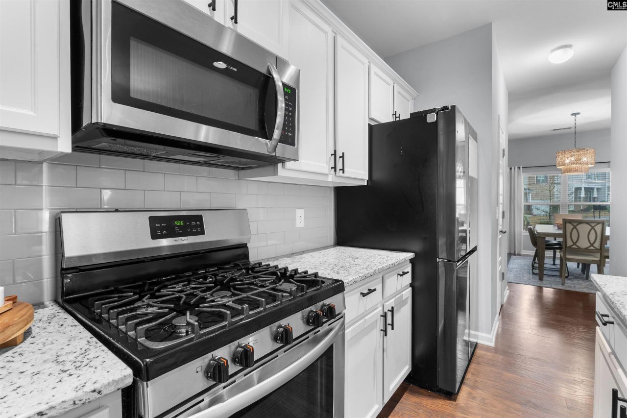 401 Lakemont Drive  Photo 6