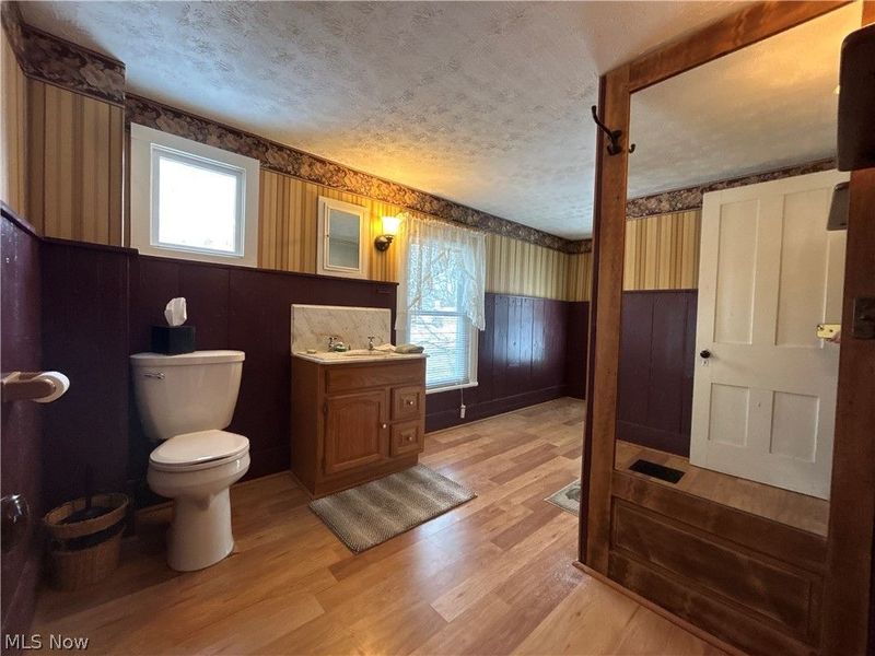 102 S Center Street, Milan, OH 44846 Photo 18