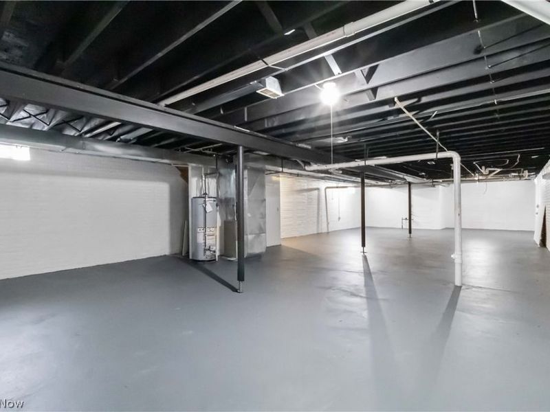 11104 Mount Carmel Road, Cleveland, OH 44104 Photo 26