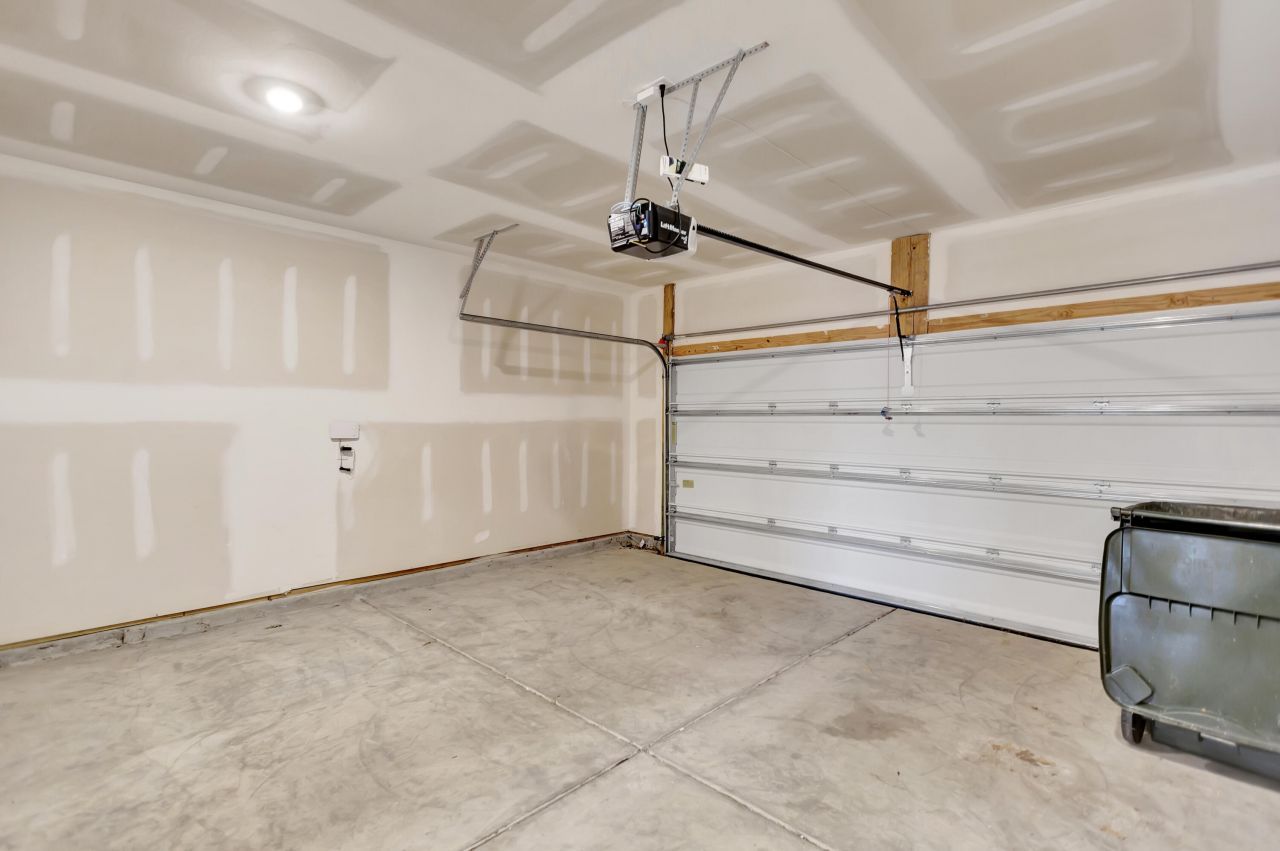 575 Wayton Circle Photo 11