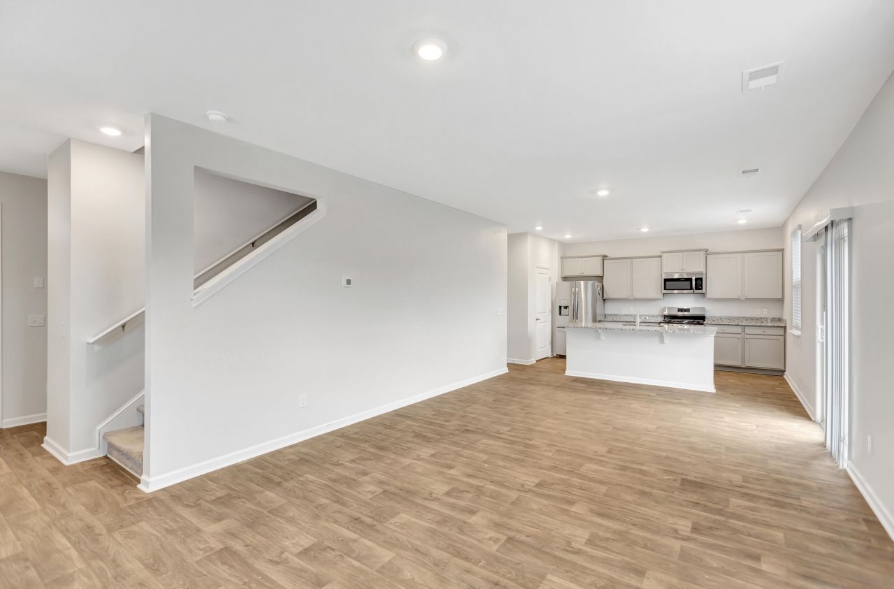 575 Wayton Circle Photo 4