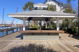 699 Marina Drive photo 4