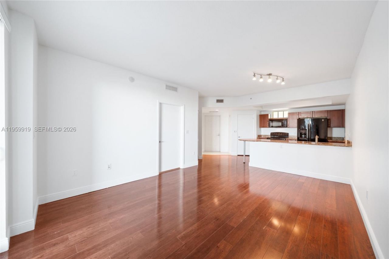 7280 SW 90th St, Unit 605, Miami, FL 33156 Photo