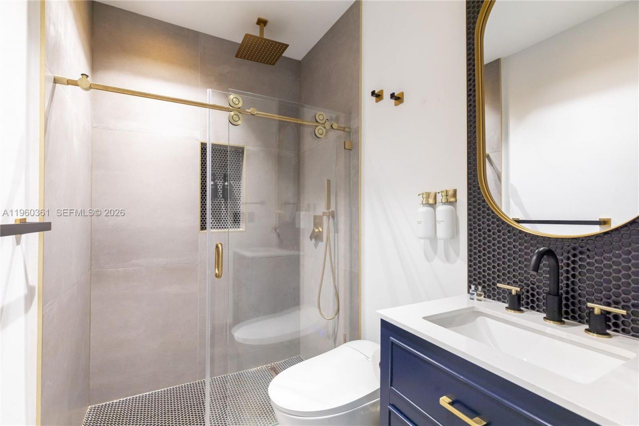 63 SW 31st Rd, Miami, FL 33129 Photo