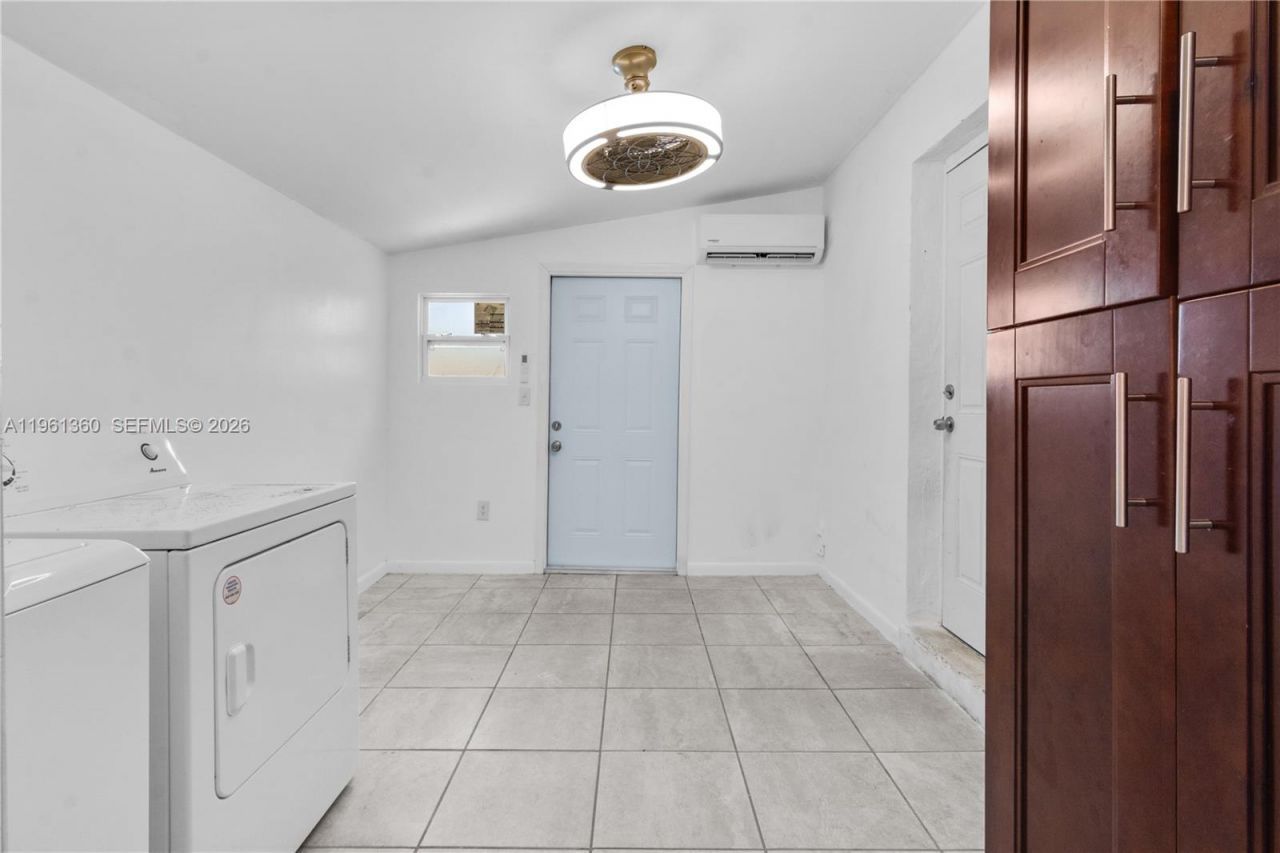 11535 Lincoln Blvd , Miami, FL 33176 Photo