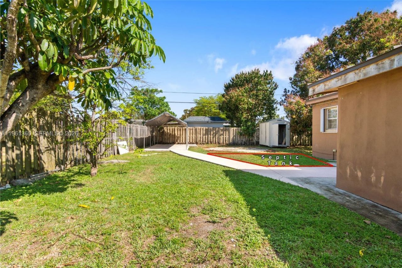 11535 Lincoln Blvd , Miami, FL 33176 Photo