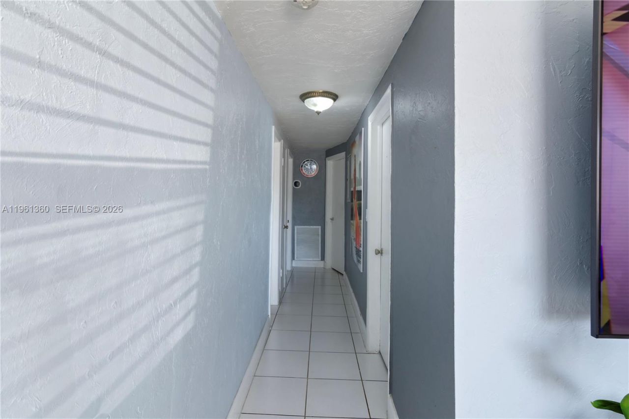 11535 Lincoln Blvd , Miami, FL 33176 Photo