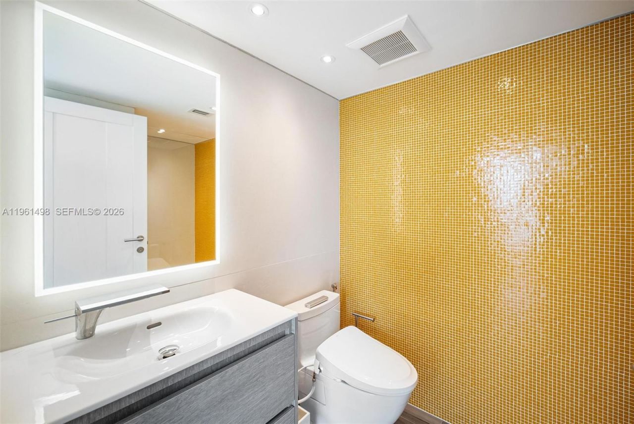 1331 Brickell Bay Dr , Unit BL-33, Miami, FL 33131 Photo