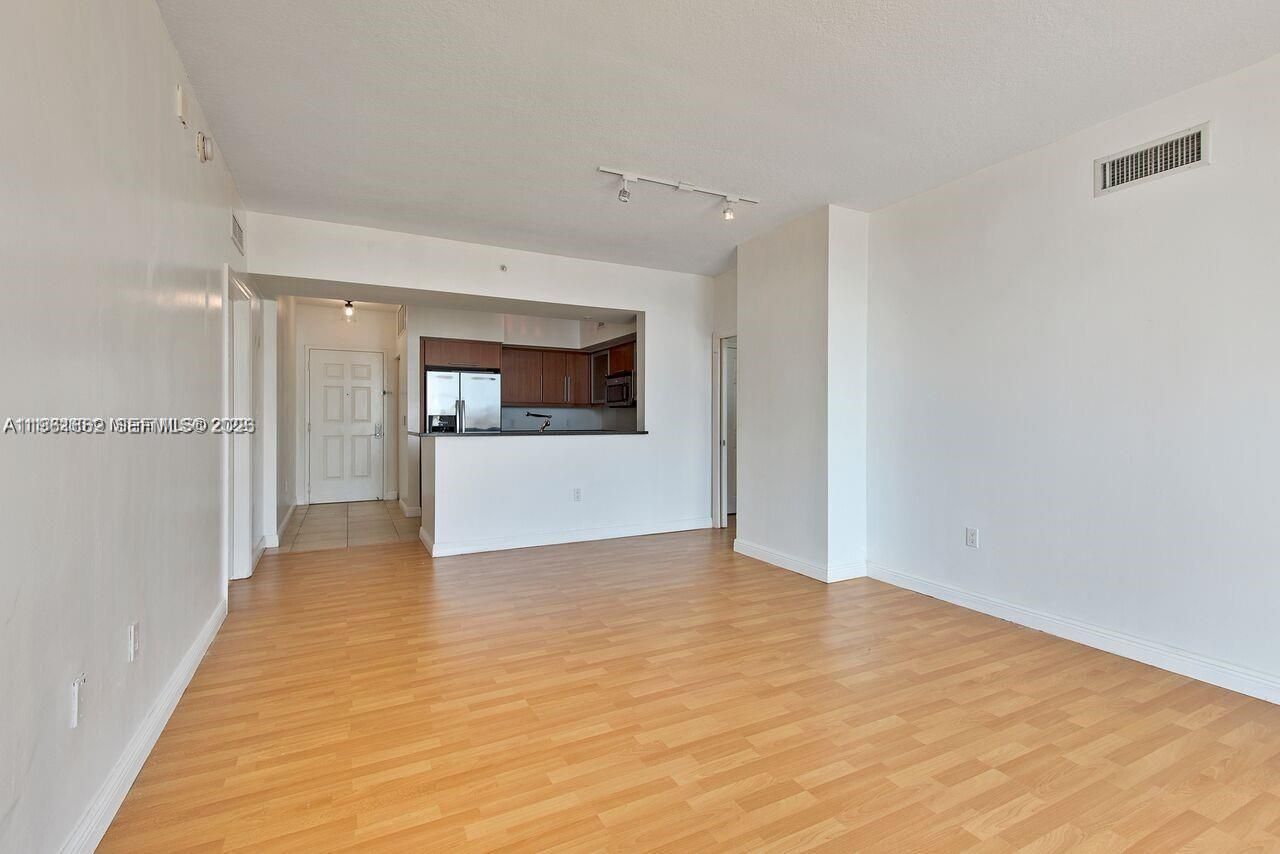 888 S Douglas Rd, Unit 1401, Coral Gables, FL 33134 Photo