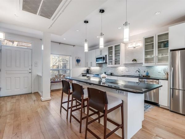 7404 W Northwest Highway, Unit 3, Dallas, TX 75225