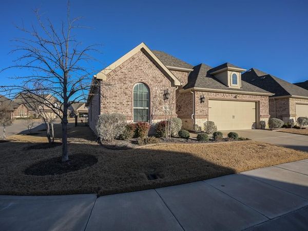 7601 Murcia Drive, Fort Worth, TX 76123