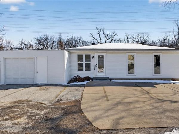 406 Jungermann Road, St Peters, MO 63376