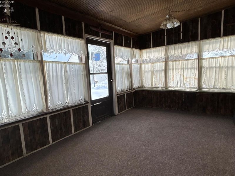 102 S Center, Milan, OH 44846 Photo 11