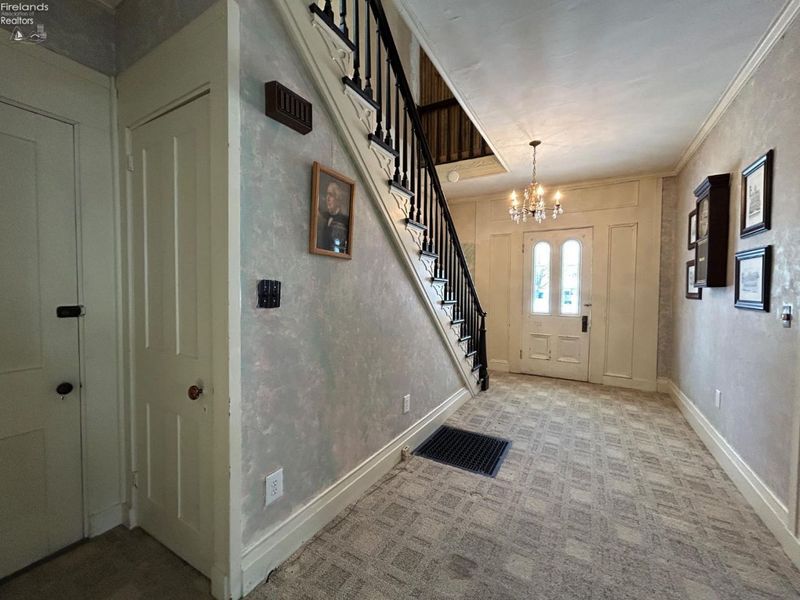 102 S Center, Milan, OH 44846 Photo 13