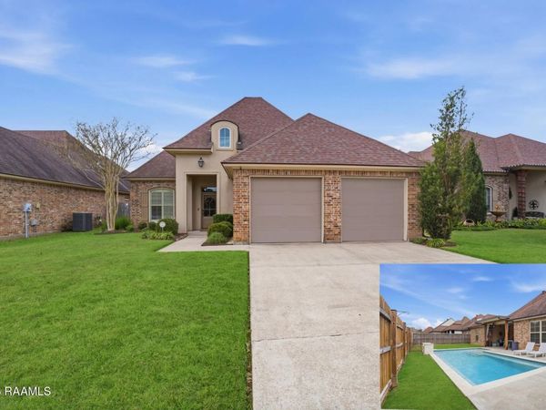 123 Autumnbrook Drive , Broussard, LA 70518