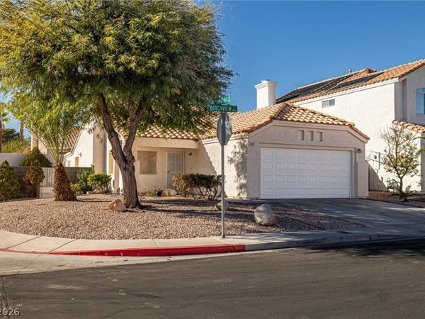 3869 Birchview Court, Las Vegas, NV 89147