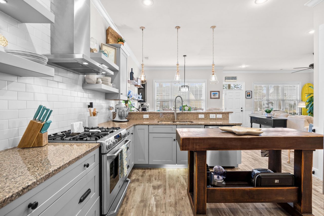 237 Outboard Dr. Photo 12