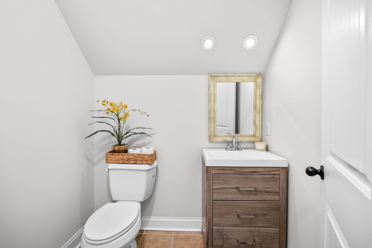 237 Outboard Dr. Photo 24