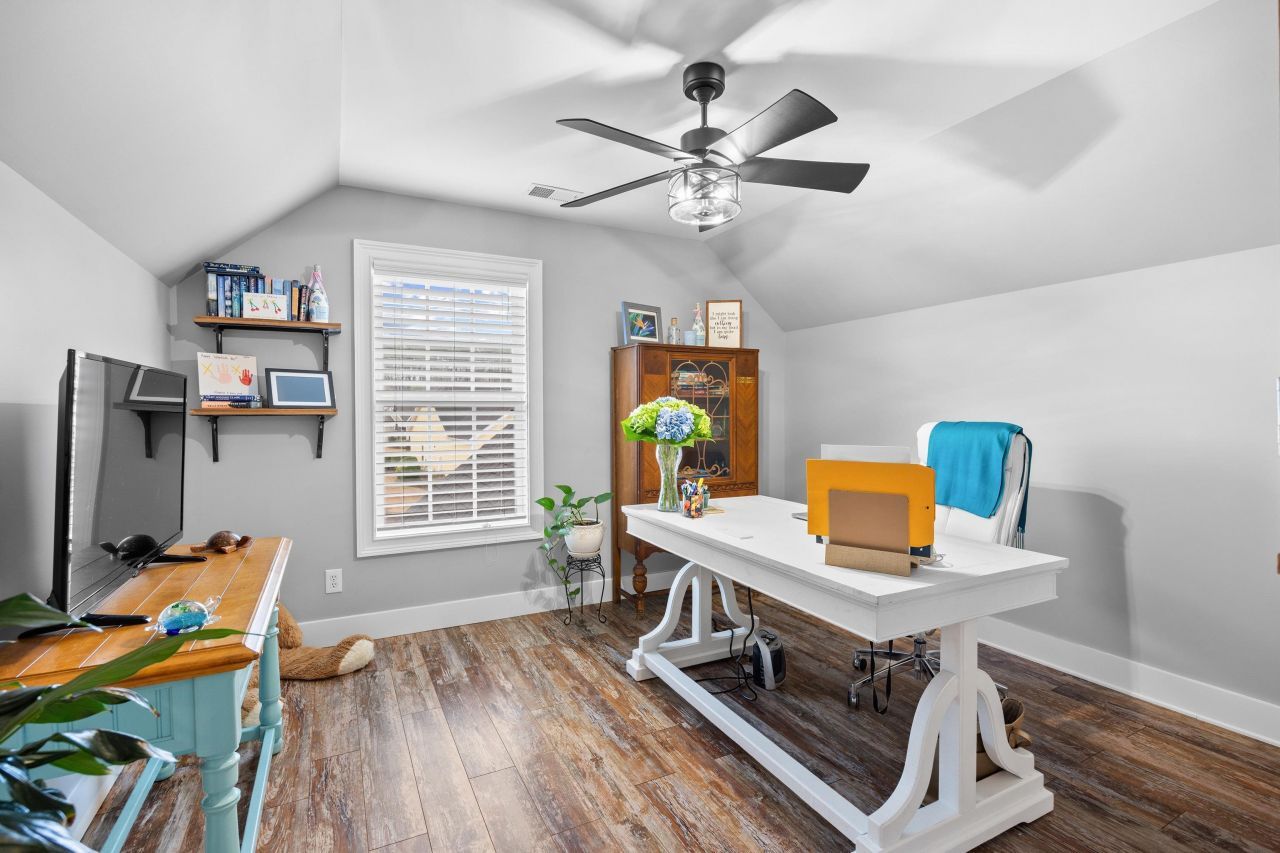 237 Outboard Dr. Photo 26