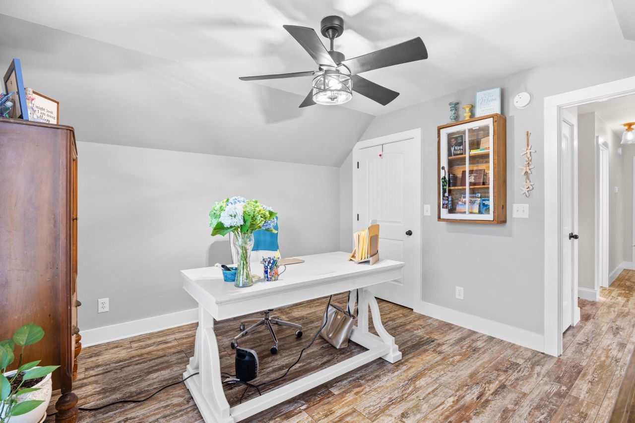 237 Outboard Dr. Photo 27