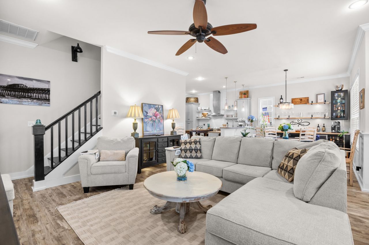 237 Outboard Dr. Photo 6