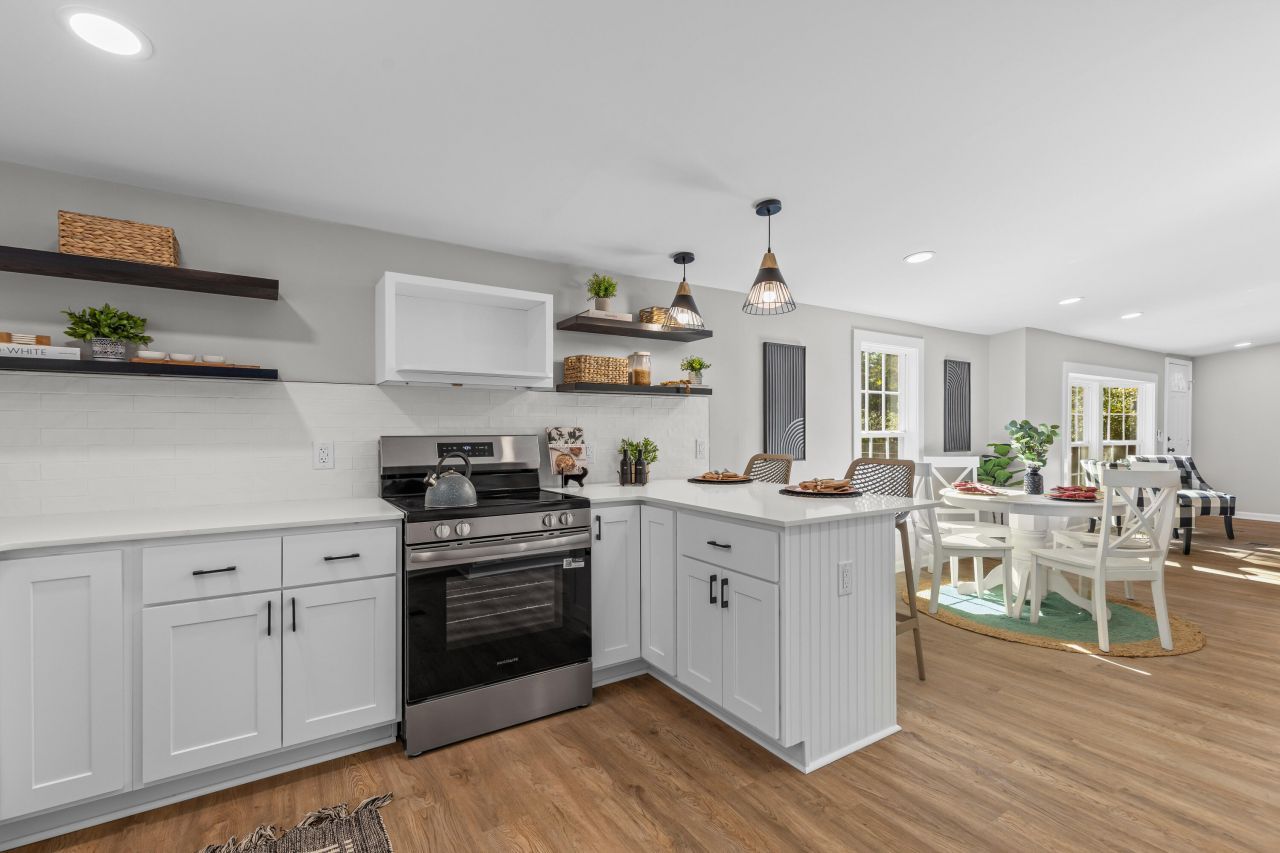 334 Glen Street Photo 12