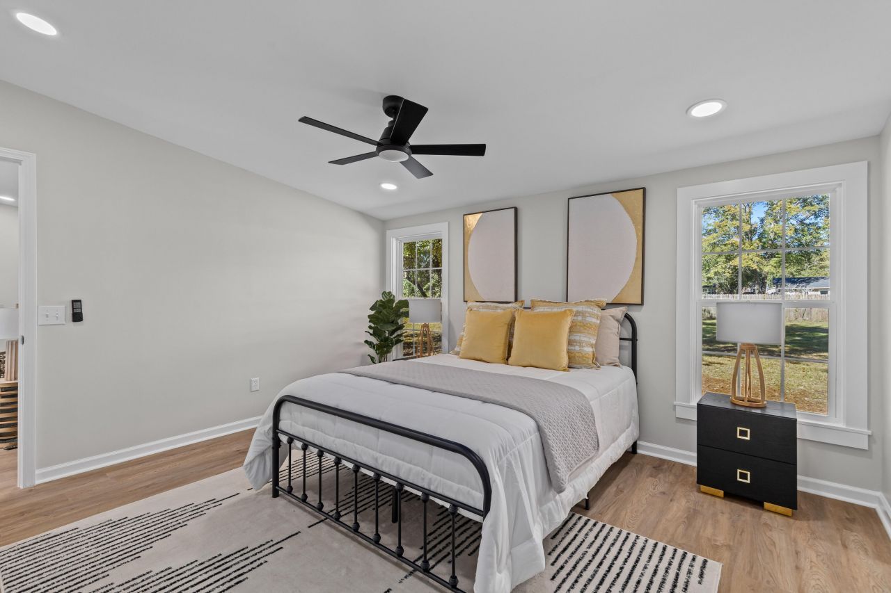 334 Glen Street Photo 14