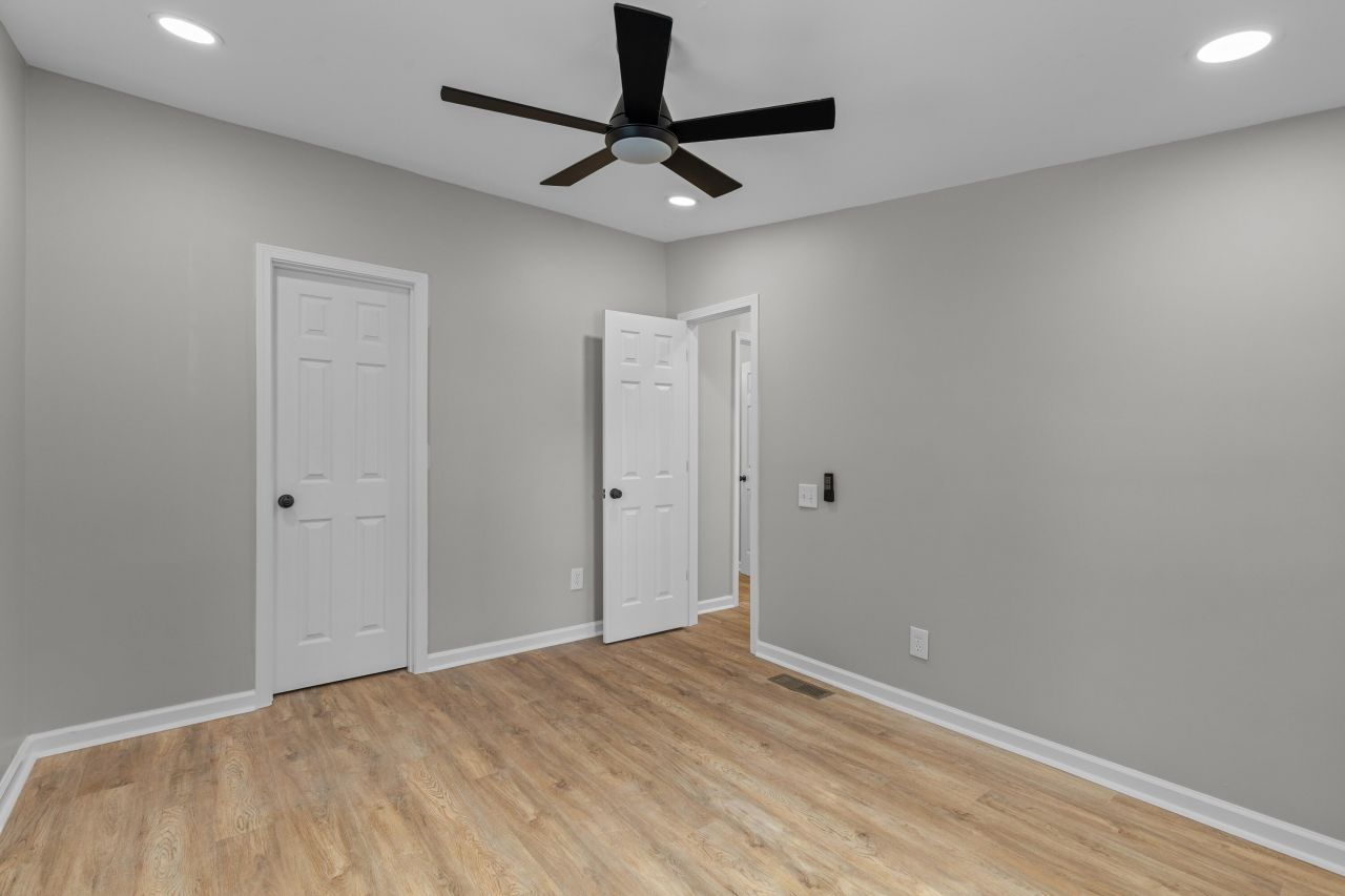 334 Glen Street Photo 20