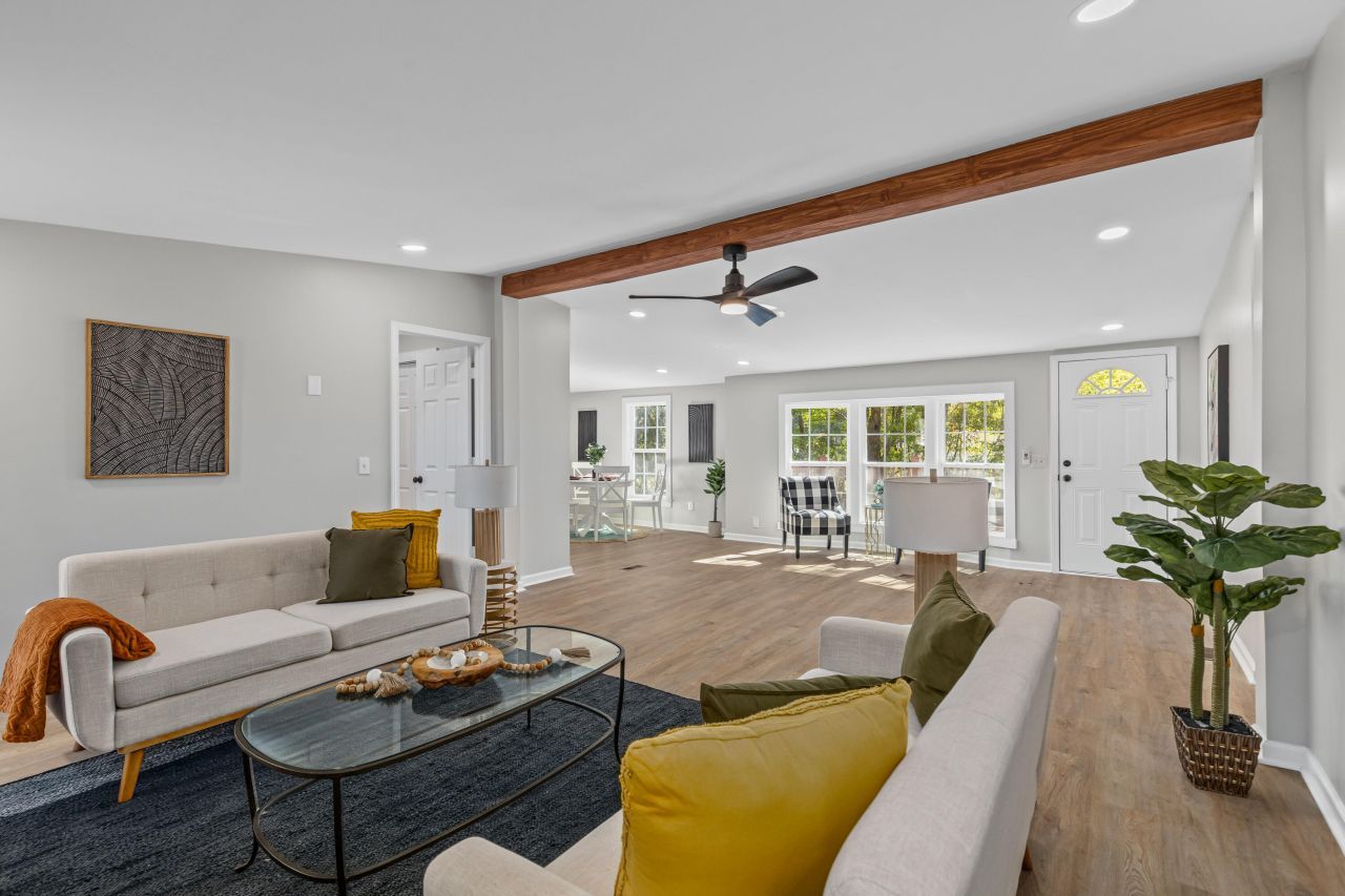 334 Glen Street Photo 7