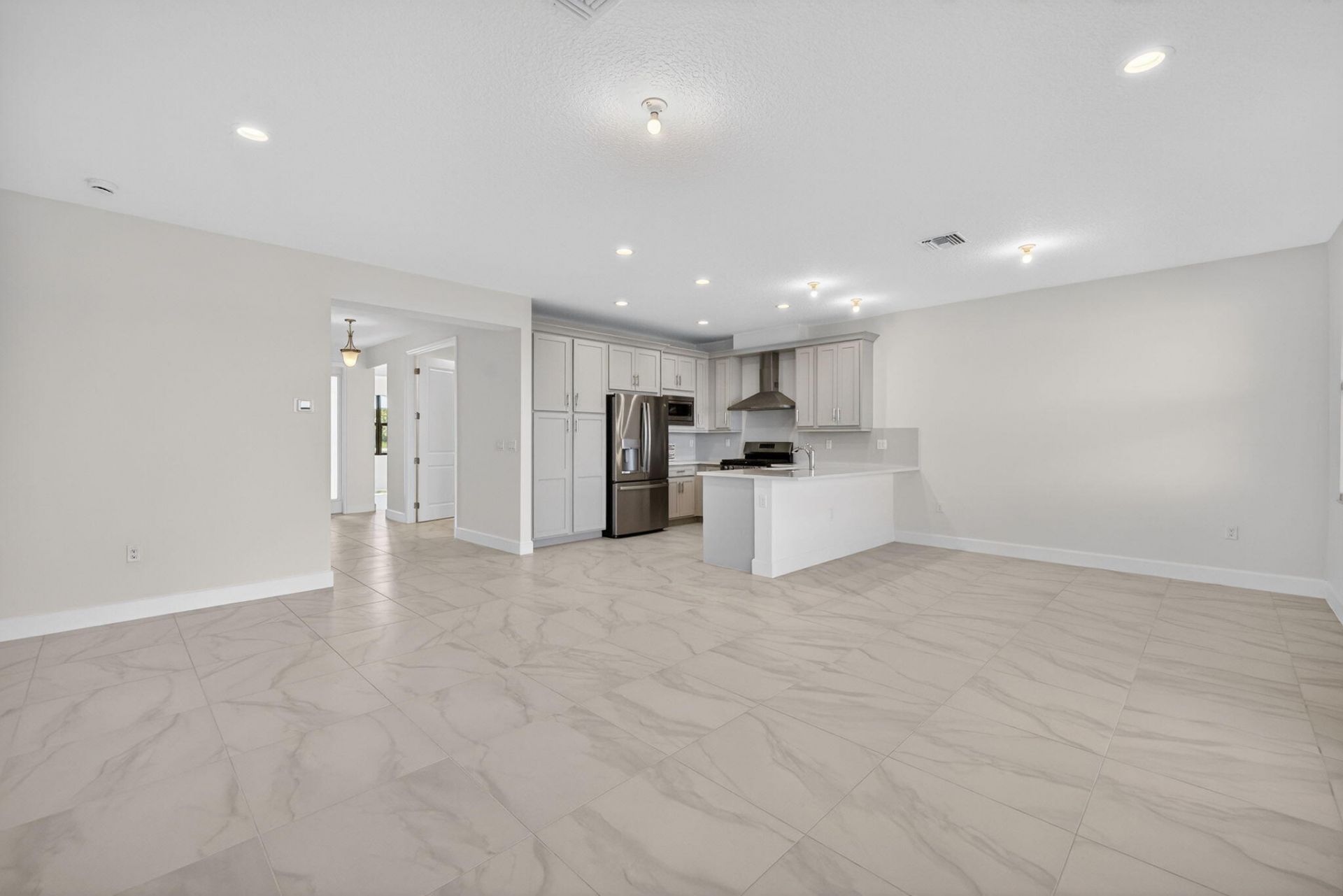 13589 SW Brightside Way, Port Saint Lucie, FL 34987 Photo