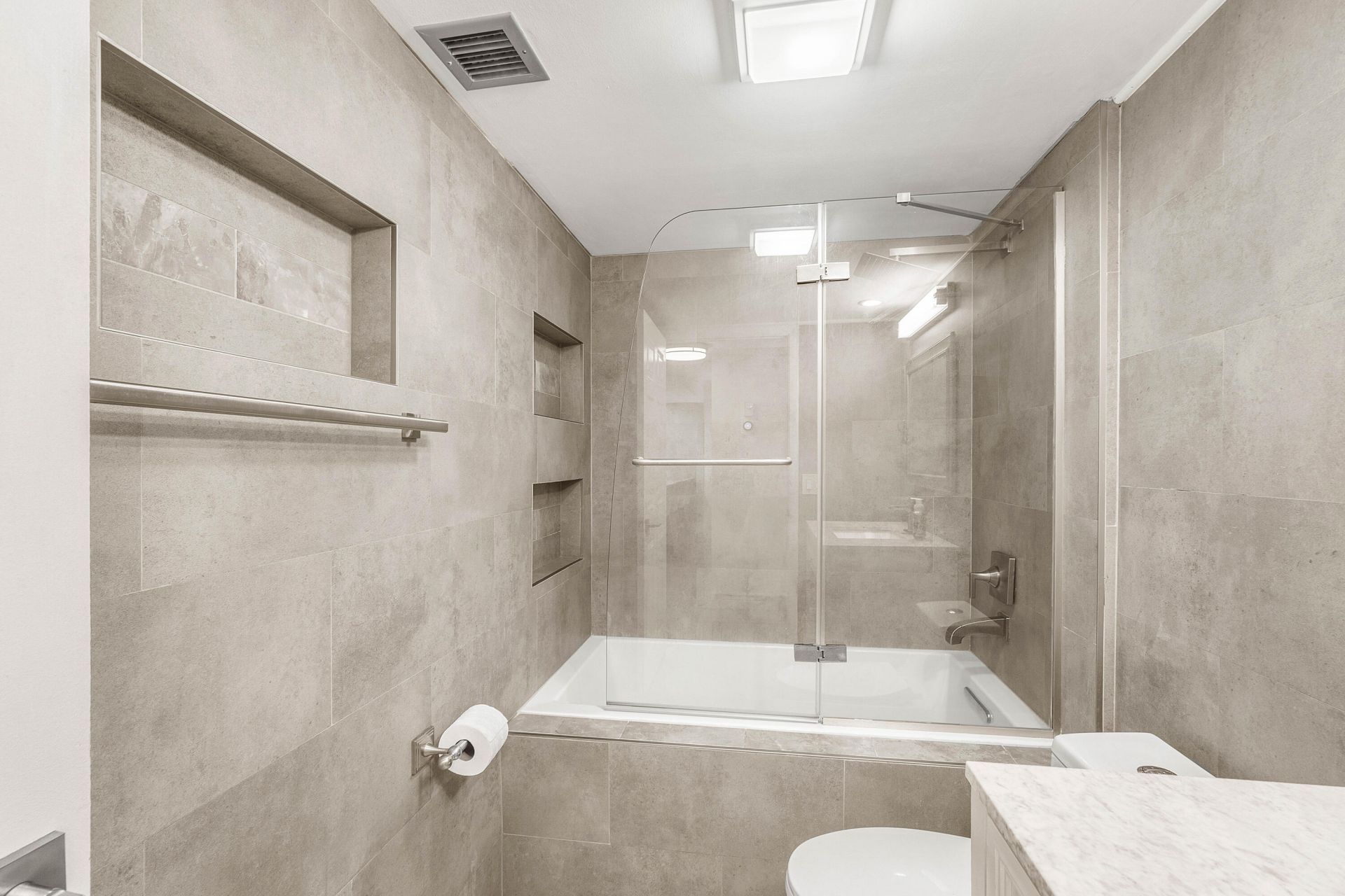 6049 Balboa Circle, Unit 103, Boca Raton, FL 33433 Photo