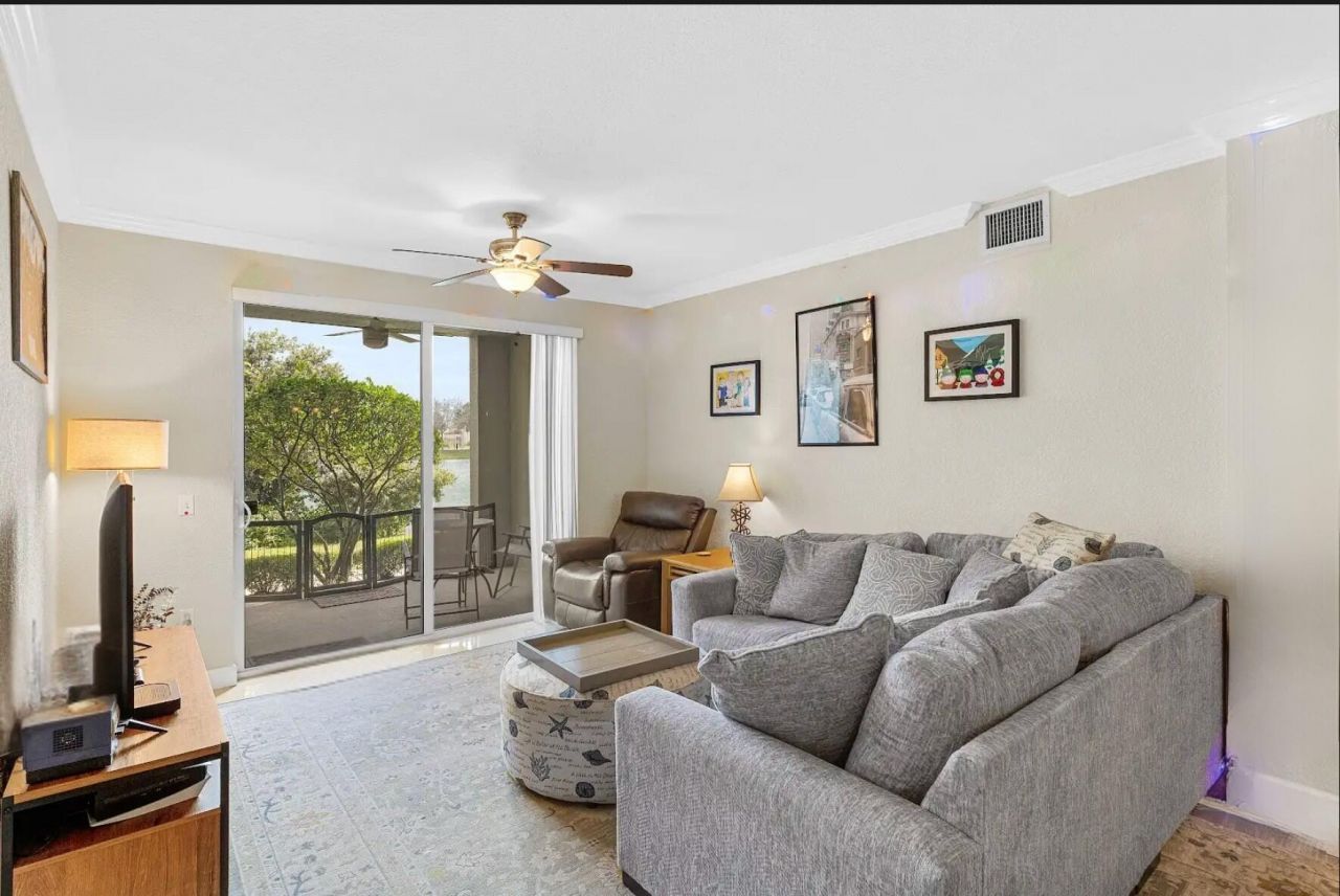 1660 Renaissance Commons Boulevard, Unit 2107, Boynton Beach, FL 33426 Photo