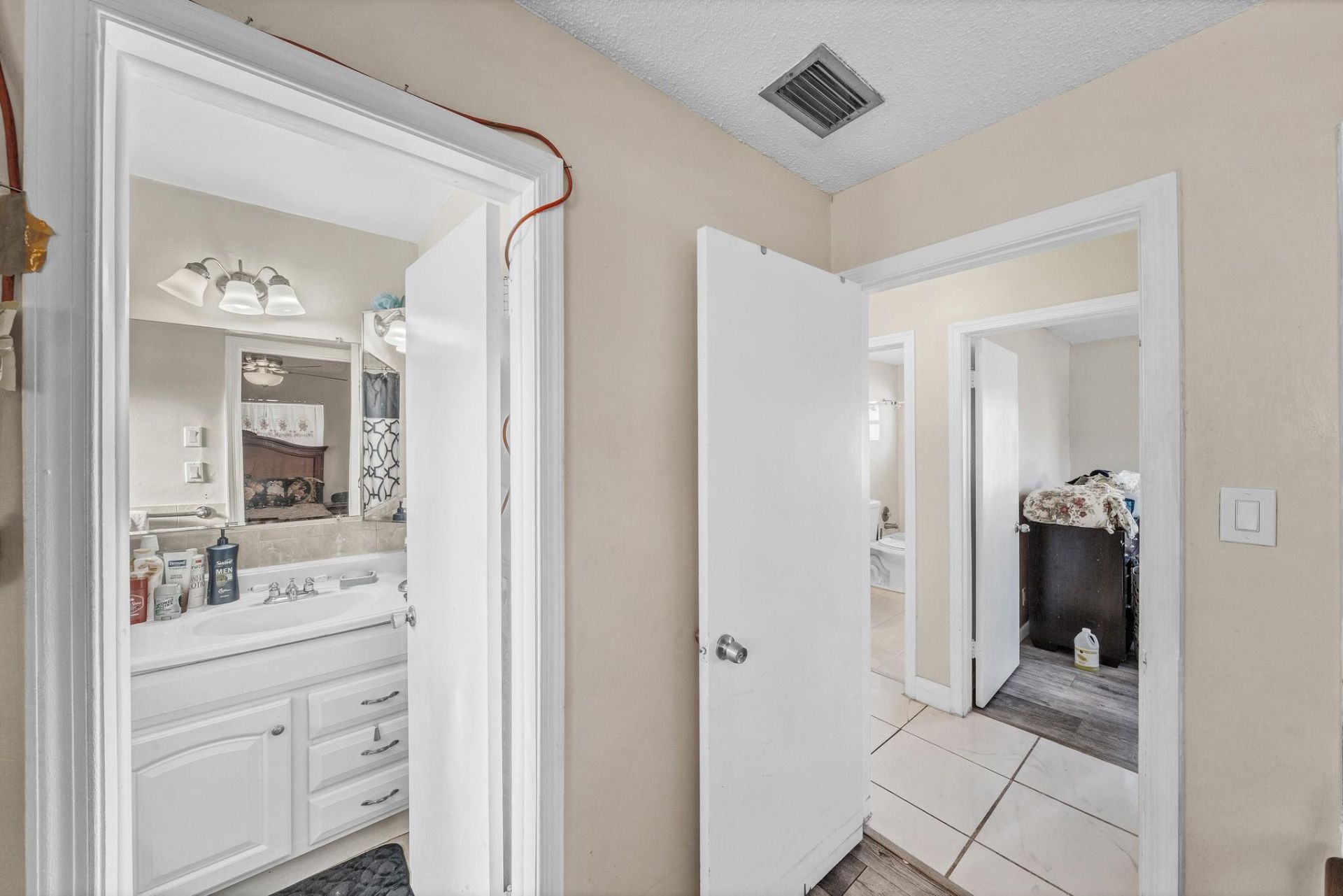 4806 NW 49 Drive, Tamarac, FL 33319 Photo